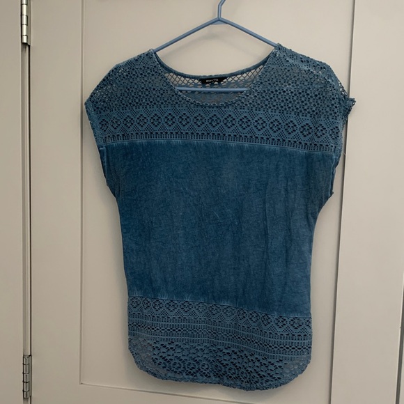 RW&CO. Blue Lace Women's Blouse Size XS EUC - Picture 1 of 6